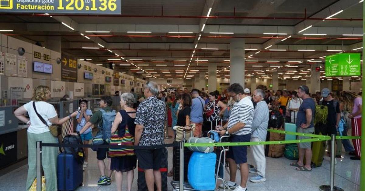 Fresh headache if flying from Spain to the UK from next month