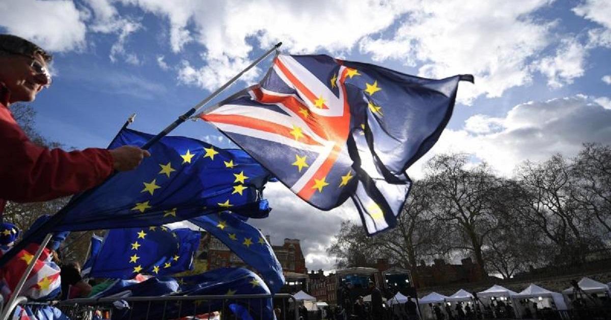 British government’s Election Bill “fails millions of overseas citizens” say Liberal Democrats Abroad