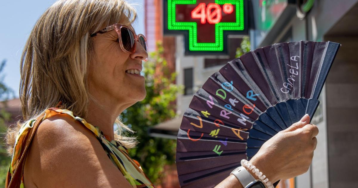 Spain’s new law lets workers stay home—and still get paid—during extreme weather!