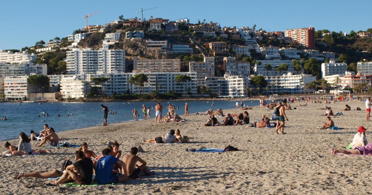 Easter on the beach? Spain’s weather agency predicts warmer-than-usual spring in the Balearics