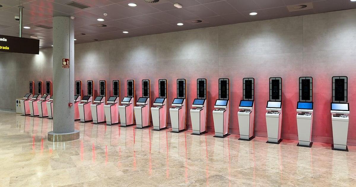 Airline industry fears of airport chaos with full Schengen Entry-Exit System roll out during Easter travel peak