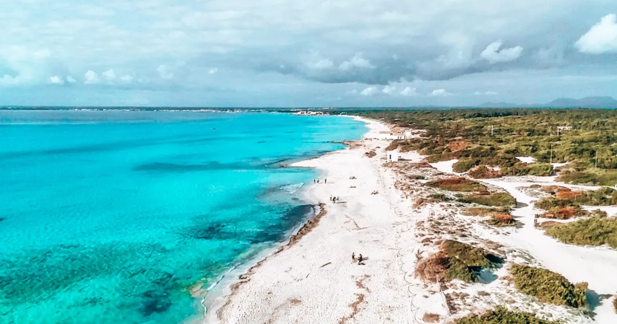 Es Trenc: El símbolo de protección de playa