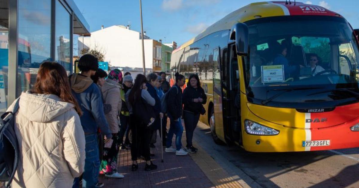 Spain threat of general transport strike: tourists could be left stranded