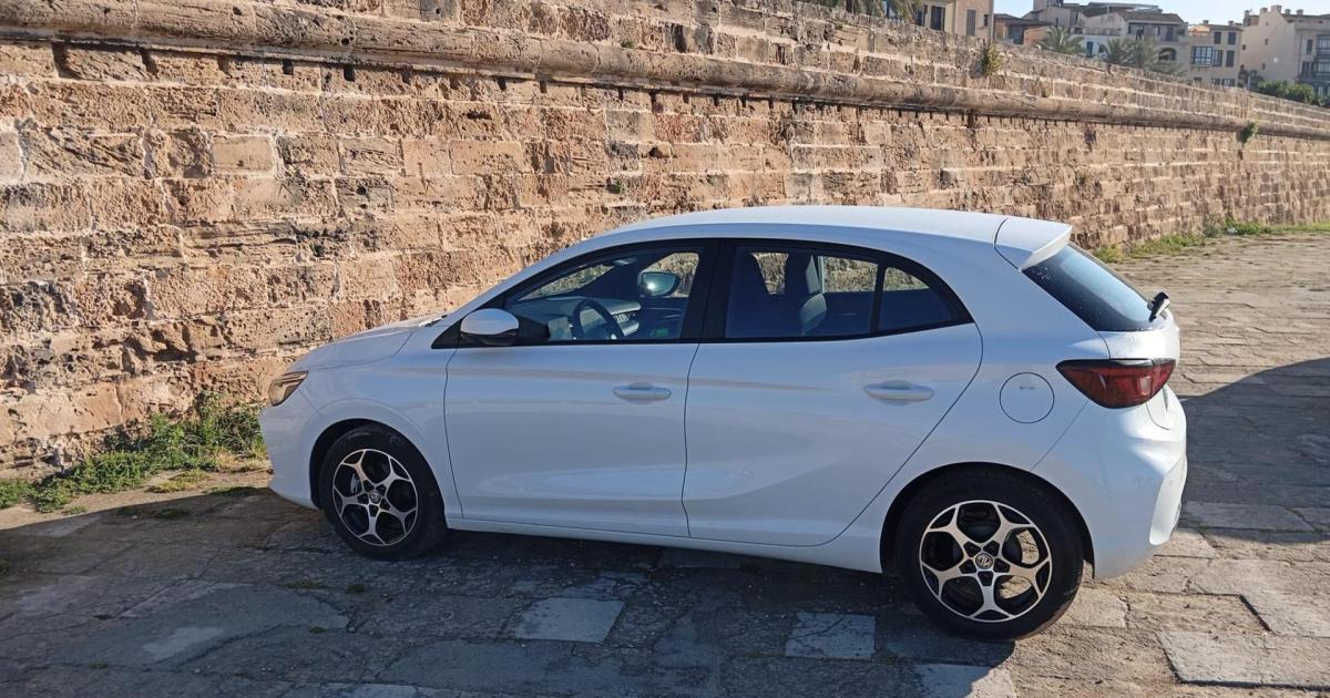 Tourist driver fined after entering protected area near Palma landmark