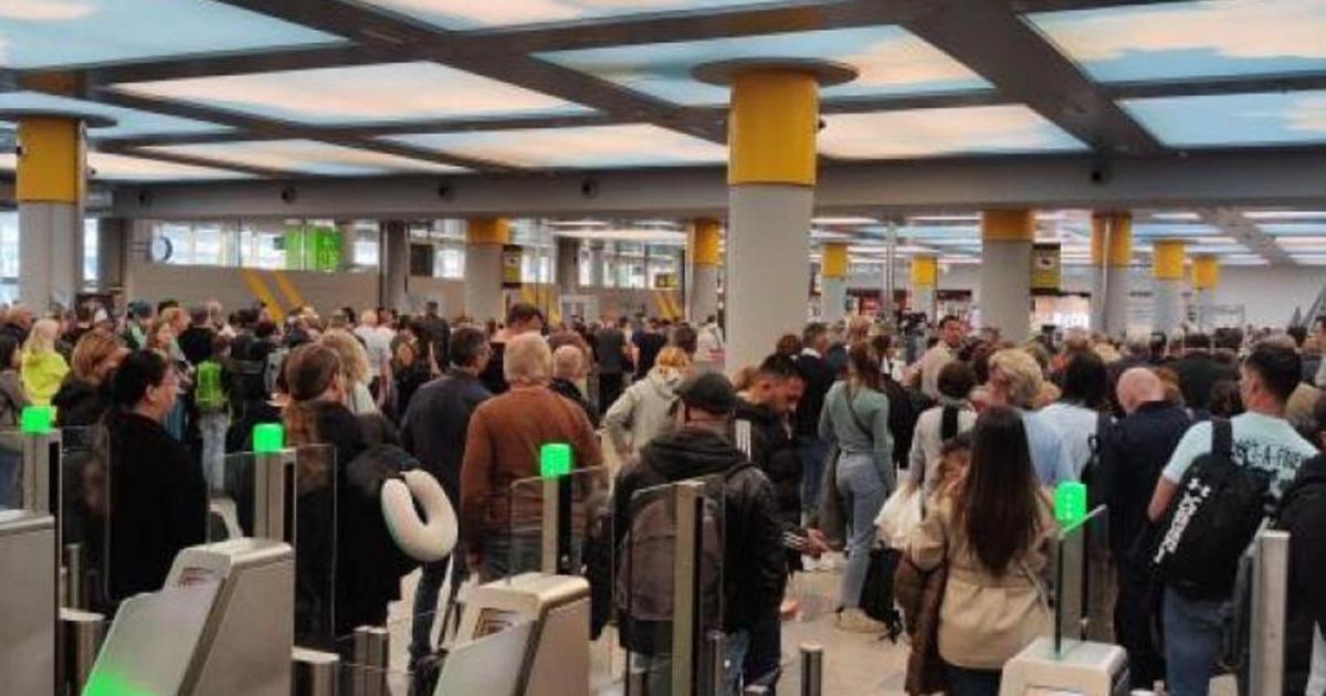 New border control warning for Britons heading to Europe on holiday this summer: Spain still under pressure to lift new EES