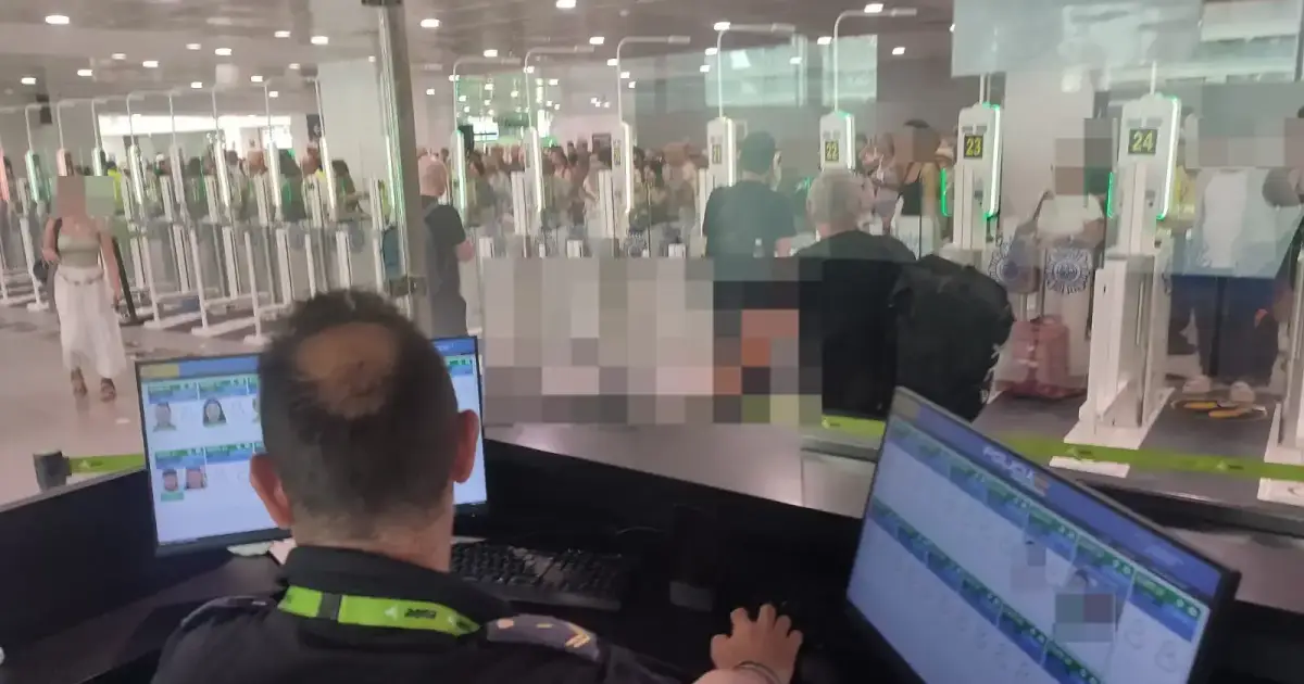 Palma Airport adds more border police to speed up checks for British travellers