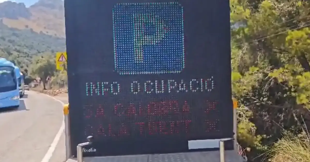"Selfies tourism" blamed for congestion in Mallorca beauty spot