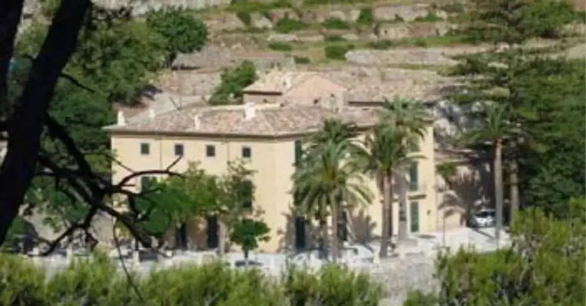 Danish billionaire plans to open three luxury hotels in Mallorca coastal town