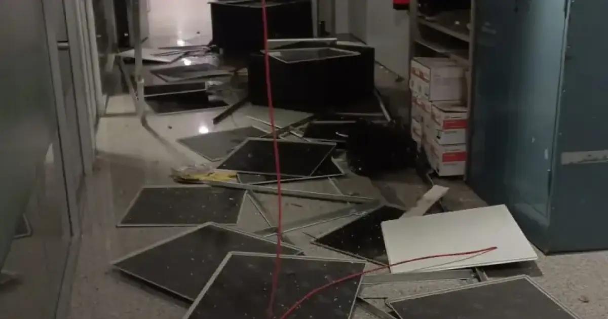 Palma Airport ceiling partially collapses after heavy rain in Mallorca