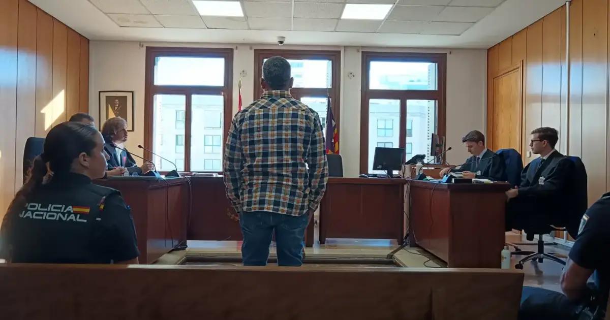 Two sentenced for theft of almost one million euros' worth of jewellery in Palma