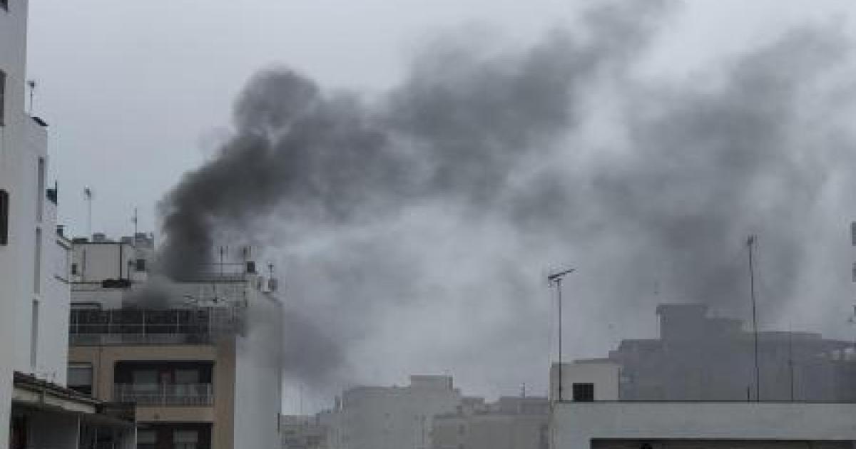 Woman falls from burning apartment in Palma Mallorca