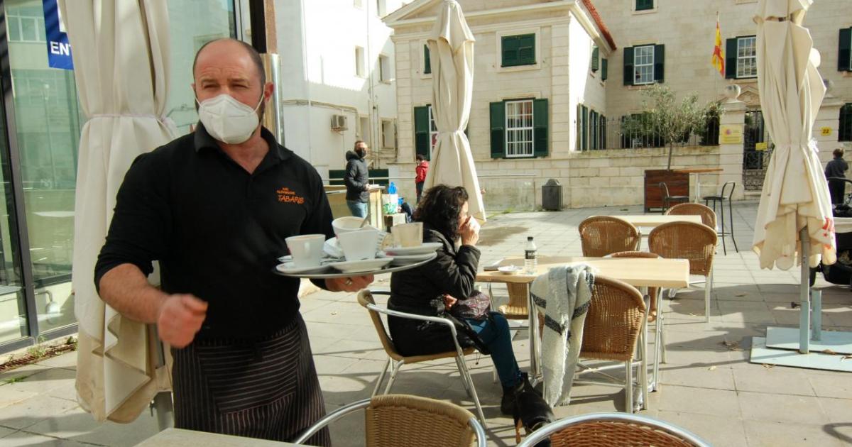 Hiring barely hit by Spanish minimum-wage hike